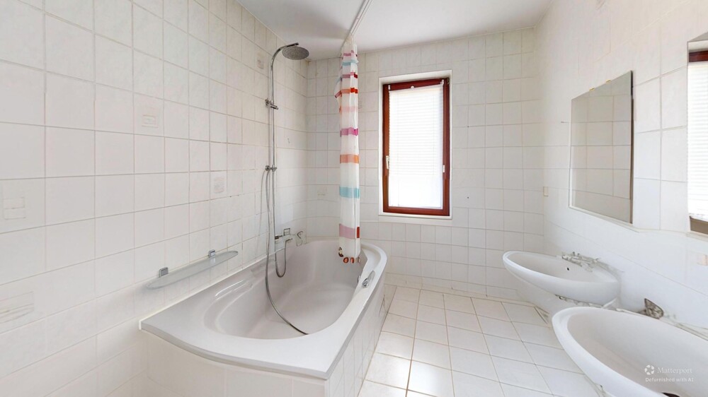 OG - Badezimmer - KI generiert